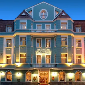 Otel Nestroy